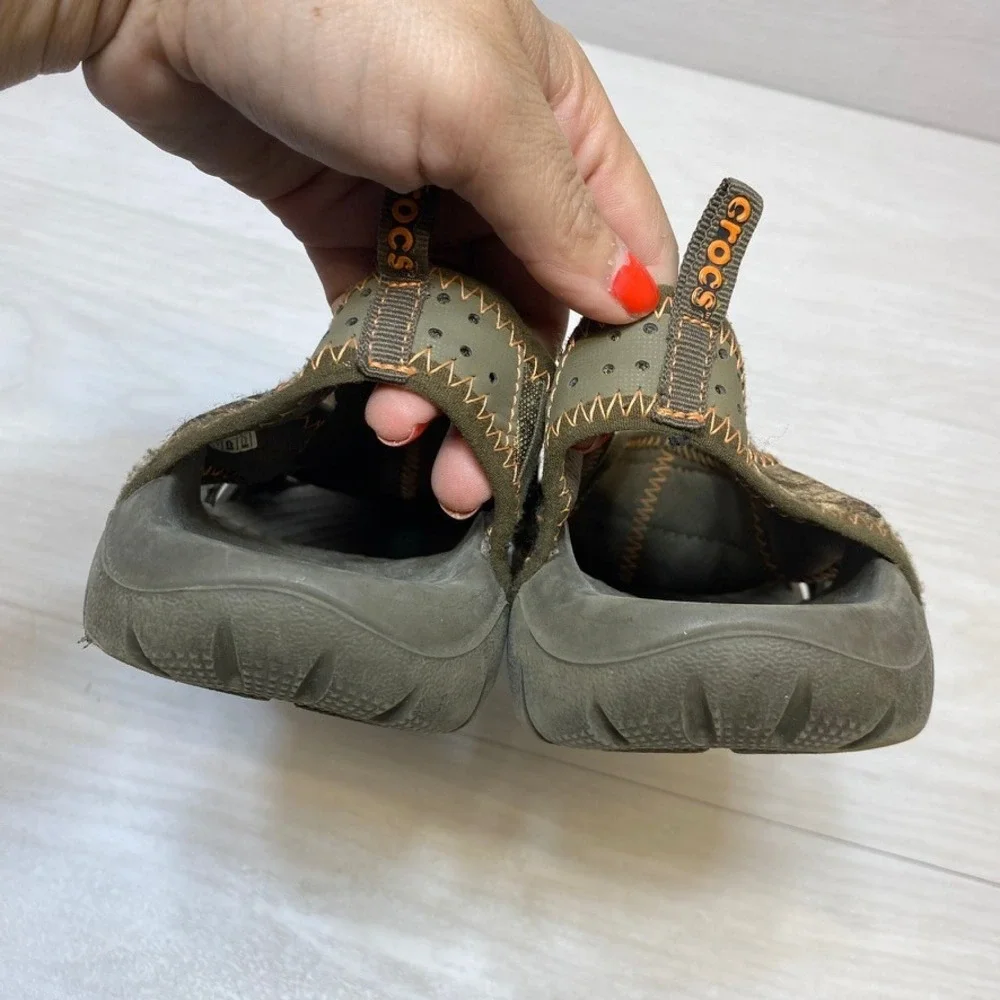 Crocs‎ Swiftwater Camo Sandals Mens 7 Green Brown Water Shoes 201152